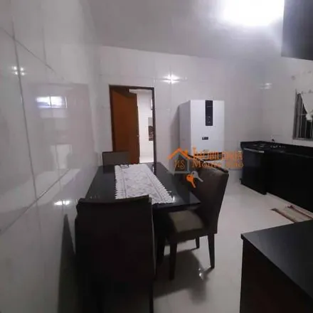 Buy this 5 bed house on Rua Icara in Pimentas, Guarulhos - SP