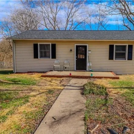 Buy this 2 bed house on 565 North 2nd Avenue in Mayodan, Rockingham County