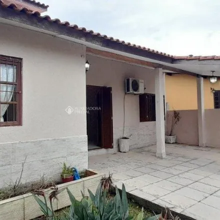 Buy this 2 bed house on Rua Curiós in Algarve, Alvorada - RS