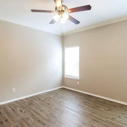 Rent this 4 bed apartment on 179 Durango Drive in Cross Roads, Denton County