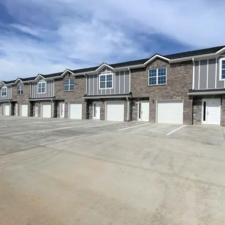 Rent this 3 bed apartment on Dawn Ridge Court in Clarksville, TN