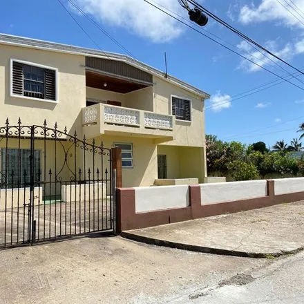 Buy this 13 bed townhouse on South Coast