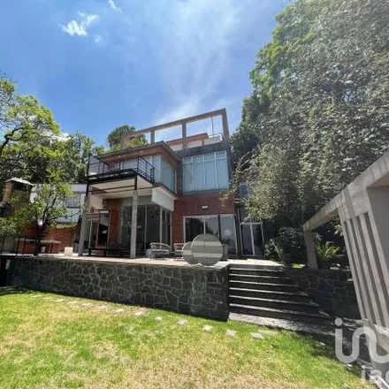 Rent this 5 bed house on Vereda Santa Fe in Álvaro Obregón, 01219 Mexico City