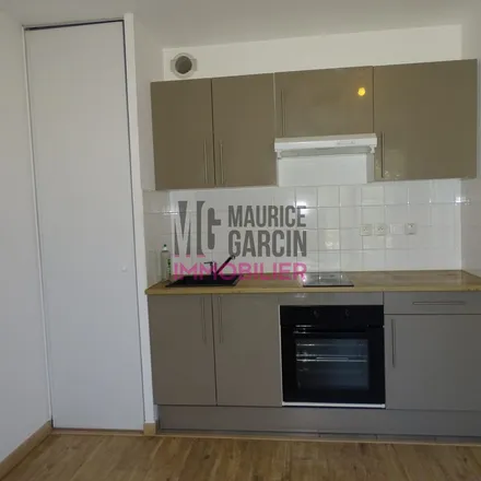 Rent this 1 bed apartment on 3 Impasse Figon in 84300 Cavaillon, France