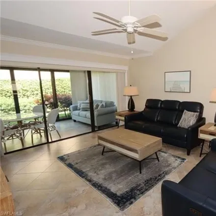 Image 5 - 535 Beachwalk Circle, Collier County, FL 34108, USA - House for rent