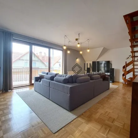 Buy this 4 bed apartment on Wrocławska 28 in 55-010 Radwanice, Poland