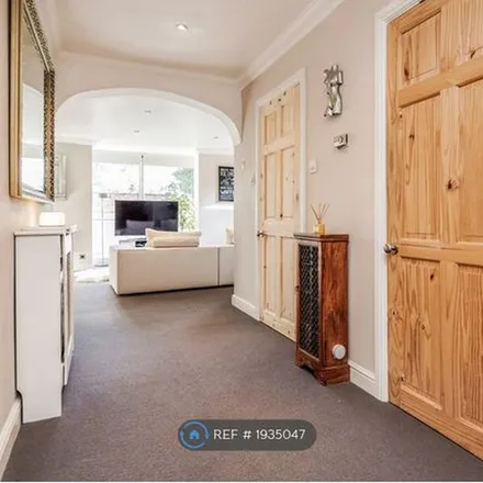 Rent this 2 bed apartment on Coombe Grange in Cardwell Crescent, Ascot