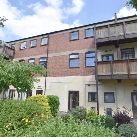 Rent this 1 bed apartment on Leen Court in Nottingham, NG7 2HS