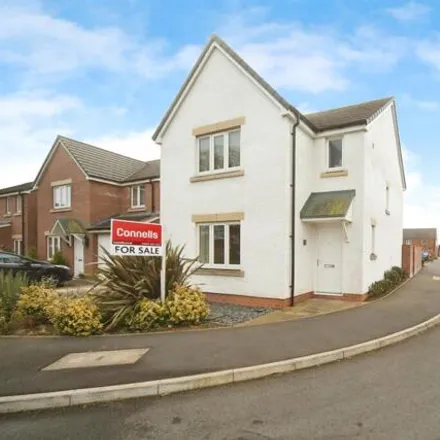 Buy this 3 bed house on 30 Knight Close in Taunton, TA2 8GJ