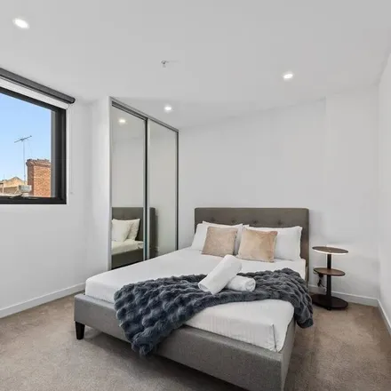 Rent this 2 bed apartment on Hawthorn VIC 3122