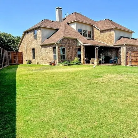 Image 6 - 1145 Almsbury Lane, Lewisville, TX 75056, USA - House for sale