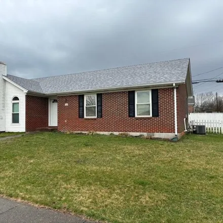 Buy this 3 bed house on 901 Wise Drive in Wilmore, KY 40390