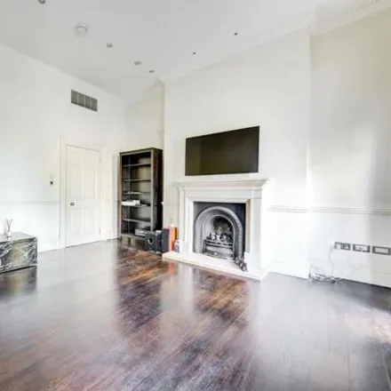 Image 4 - Haselbury House, 81 George Street, London, W1U 8AQ, United Kingdom - Apartment for sale