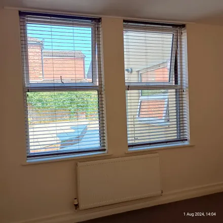 Image 6 - 20 Leinster Gardens, Dukesfield, Runcorn, WA7 1EG, United Kingdom - Townhouse for rent