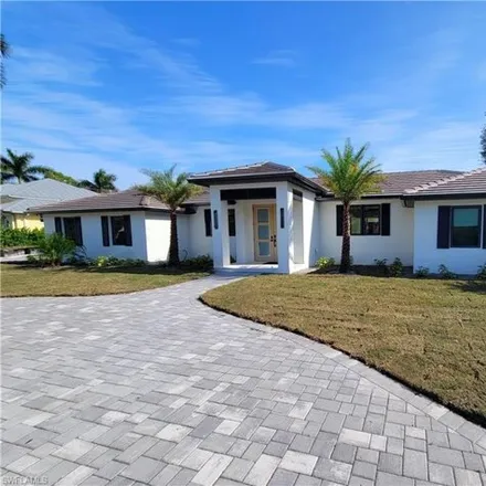 Buy this 4 bed house on 505 Harbour Drive in Naples, FL 34103