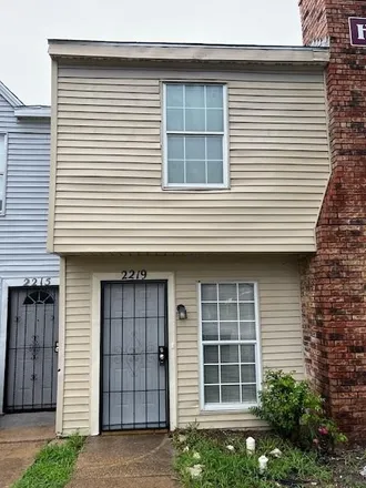 Buy this 2 bed townhouse on 4304 Aspen Drive in Irving, TX 75062
