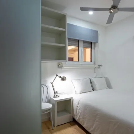 Rent this 7 bed room on Maternidade Doutor Alfredo da Costa in Rua Viriato, 1069-089 Lisbon