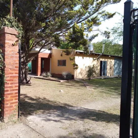Buy this studio townhouse on Doctor Gómez in Partido de Marcos Paz, Buenos Aires