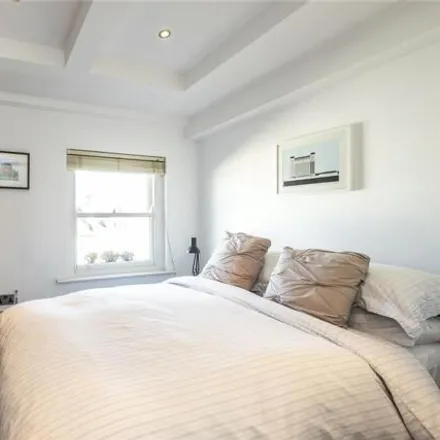 Image 9 - 38 Regent's Park Road, Primrose Hill, London, NW1 7SY, United Kingdom - Apartment for sale
