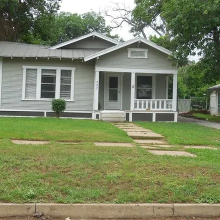 Buy this 2 bed house on 289 South Connellee Avenue in Eastland, TX 76448