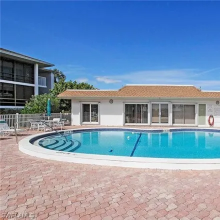 Buy this 2 bed condo on 1393 Middle Gulf Drive in Sanibel, Lee County