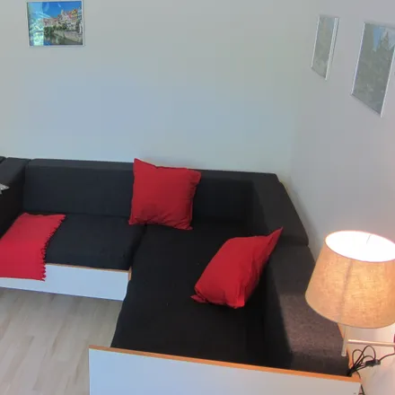 Rent this 4 bed apartment on Berckstraße 16d in 28359 Bremen, Germany