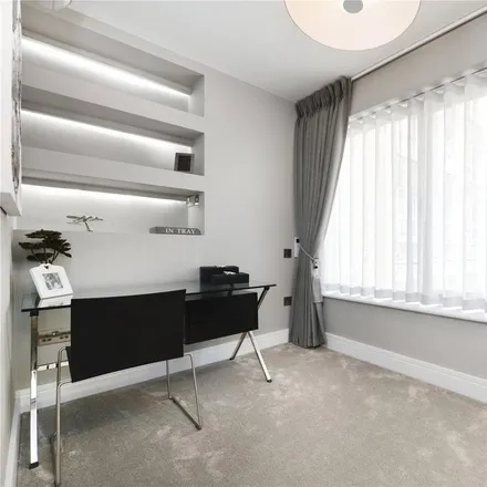 Image 5 - Boydell Court, London, NW8 6NH, United Kingdom - Apartment for rent