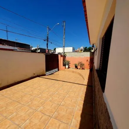Buy this 2 bed house on Rua Carmem Veiga Lopes in Vila Albertina, Votorantim - SP