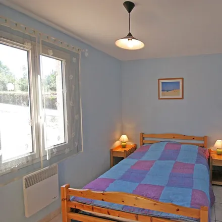 Rent this 2 bed house on 07460 Berrias-et-Casteljau