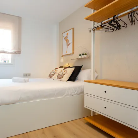 Rent this 2 bed apartment on Panepizza in Carrer de Bilbao, 08001 Barcelona