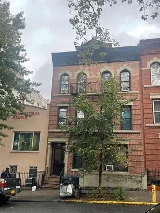 Buy this studio house on 543 41st Street in New York, NY 11232