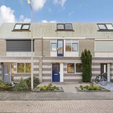 Rent this 5 bed apartment on Penningkruid 32 in 5721 RL Asten, Netherlands