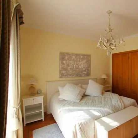 Rent this 3 bed townhouse on 8135-162 Distrito de Évora