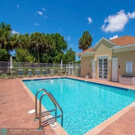 Buy this 3 bed townhouse on 1866 77th Drive in West Vero Corridor, Indian River County