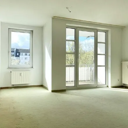 Rent this 2 bed apartment on Bahnbetriebswerk/Kosmonautenzentrum Hp in Küchwaldring, 09113 Chemnitz