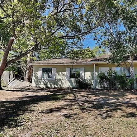 Buy this 3 bed house on 574 Sean Court in Apopka, FL 32712