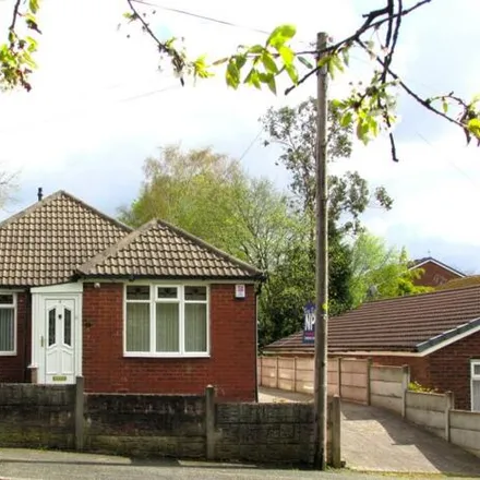 Buy this 2 bed house on Welling Road in Manchester, M40 3QS