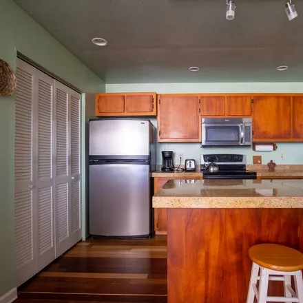 Rent this 2 bed house on Keaau