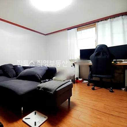 Rent this studio apartment on 서울특별시 강남구 역삼동 836-41