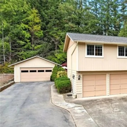 Buy this 3 bed house on 3338 Northwest Shadow Glen Boulevard in Silverdale, WA 98383