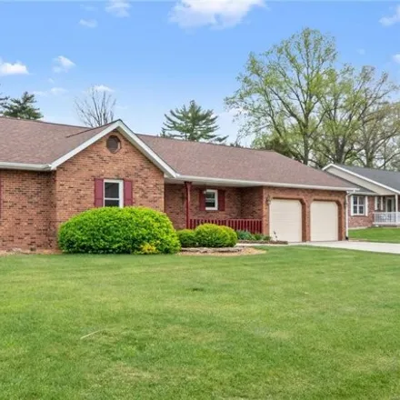 Image 2 - 134 Crestmoor Street, Collinsville, IL 62234, USA - House for sale