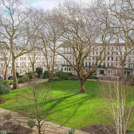 Image 2 - 4 Ennismore Gardens, London, SW7 1NQ, United Kingdom - Apartment for rent