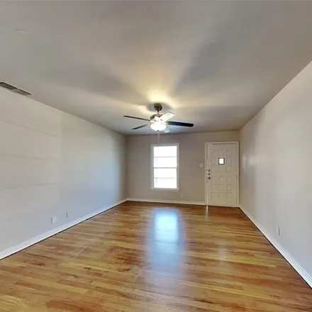 Image 3 - 1252 East Mulkey Street, Fort Worth, TX 76104, USA - House for rent