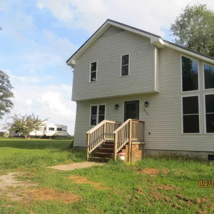 Buy this 4 bed house on 2799 Old Dublin Road in Mayfield, KY 42066