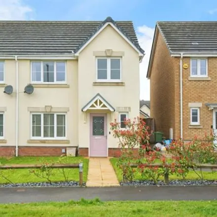 Buy this 3 bed duplex on Worcester Court in Tonyrefail, N/a
