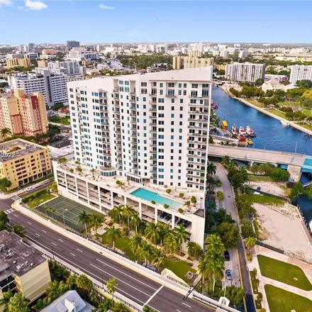 Image 2 - 10 Southwest South River Drive, Miami, FL 33130, USA - Apartment for rent