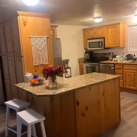 Rent this 1 bed room on 935 600 South in Salt Lake City, UT 84102