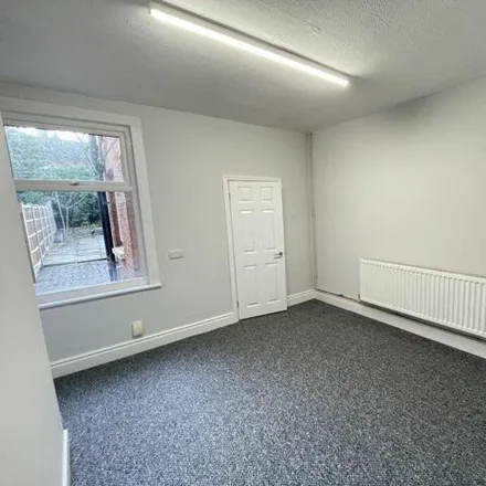 Image 5 - Station Street, Loughborough, Leicestershire, Le11 5ed - Townhouse for rent