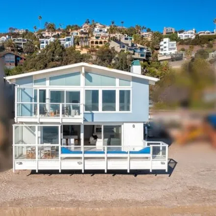 Image 1 - 21484 Pacific Coast Highway, Las Flores, Malibu, CA 90265, USA - House for rent