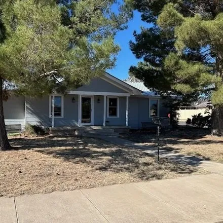 Buy this 2 bed house on 124 West del Rio Avenue in Alpine, TX 79830